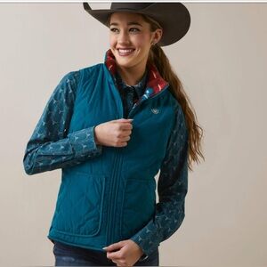 Ariat Dilon Reversible Insulated Vest color Teal size small